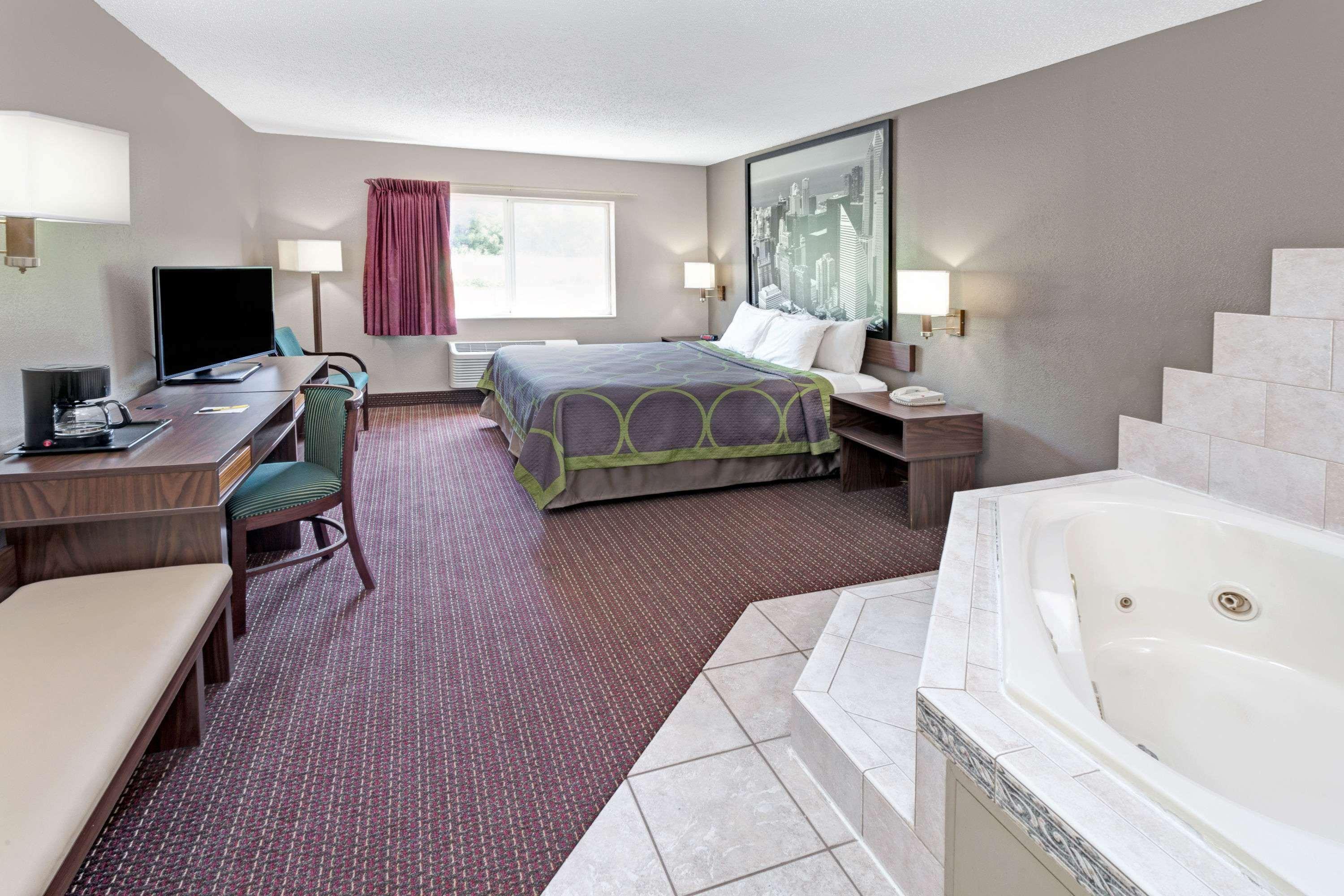 Super 8 By Wyndham Chicago O'hare Airport Elk Grove Village