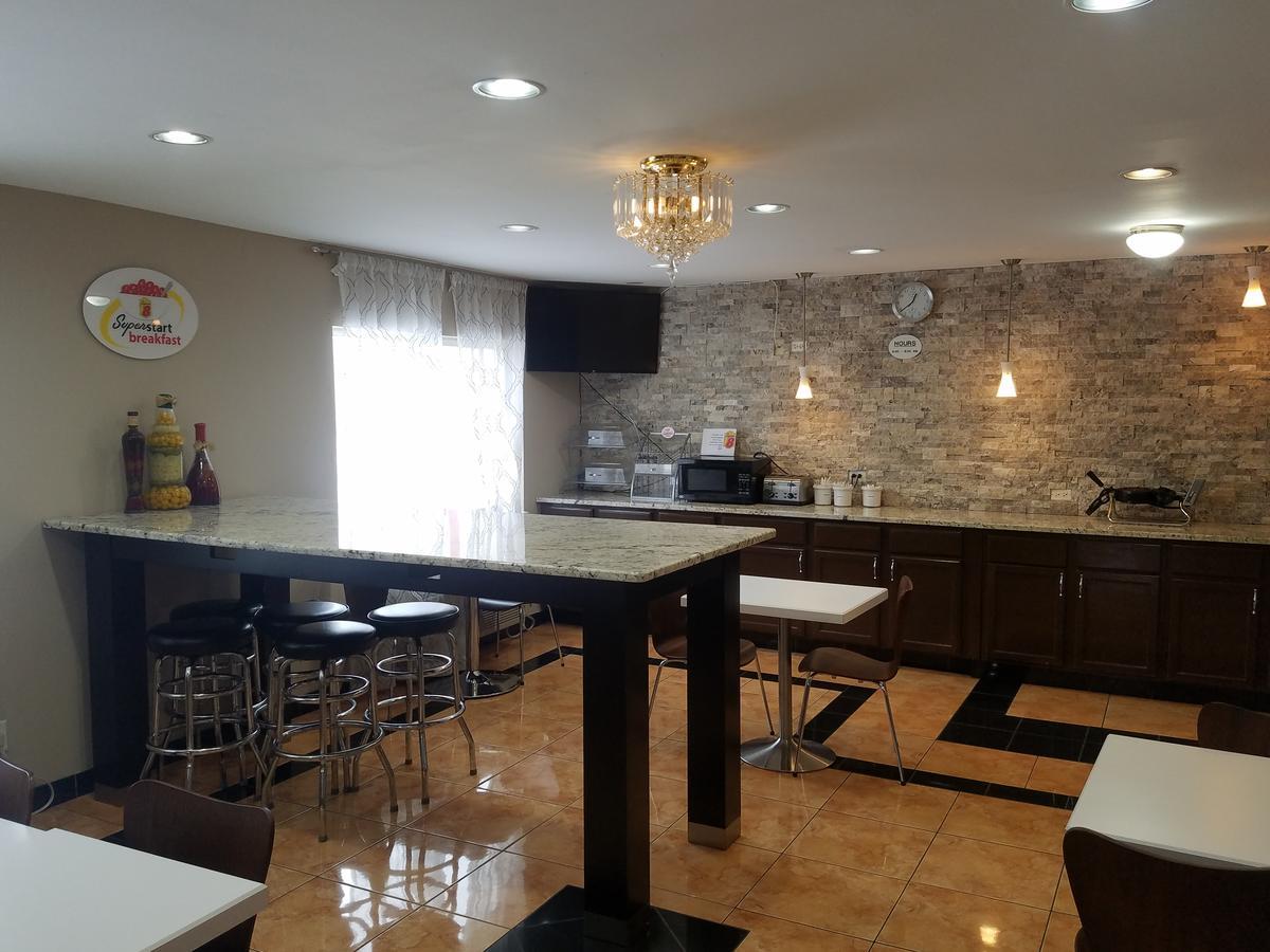 Super 8 By Wyndham Chicago O'hare Airport Hotel 2*