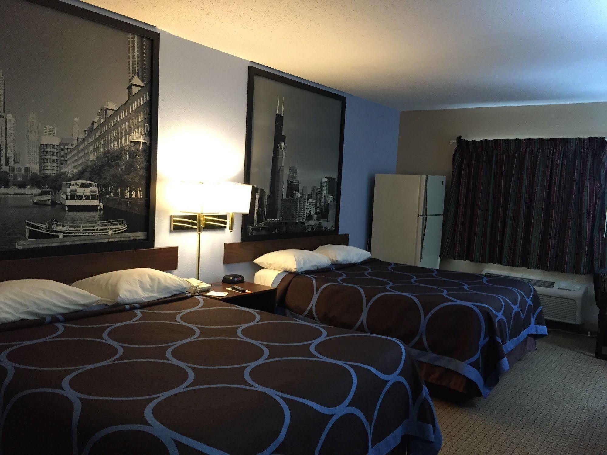 Hotel Super 8 By Wyndham Chicago O'hare Airport 2*